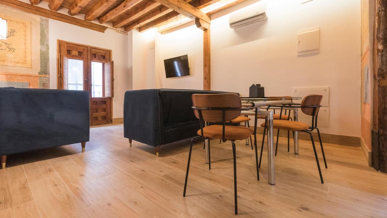 Apartamentos Boutique Pinocho 托萊多 外观 照片